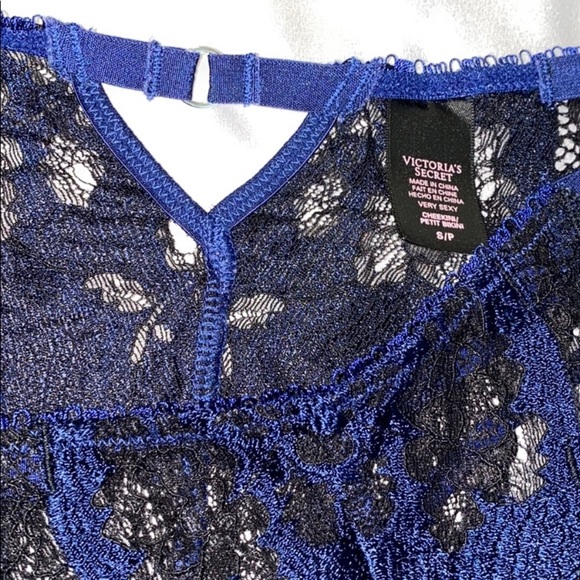 COPY - Victoria’s Secret V-strap Panty - Picture 5 of 7